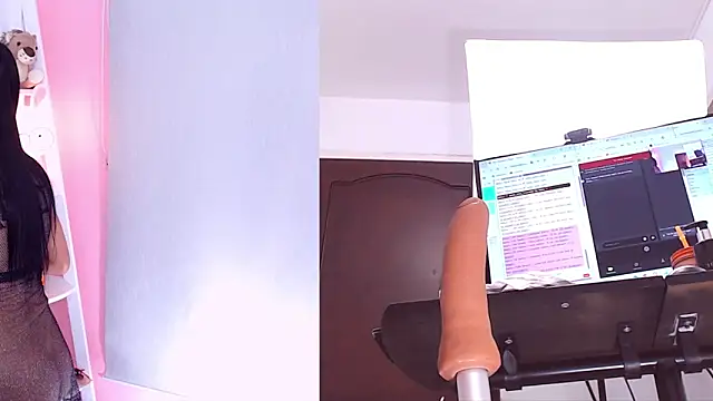 Sweet Susie  online show from September 2025 09:07:02 PM