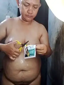 Honeybun25 online show from March 2026 12:47:02 AM