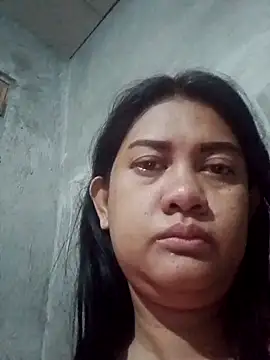 Honeybun25 online show from April 2026 02:31:01 PM