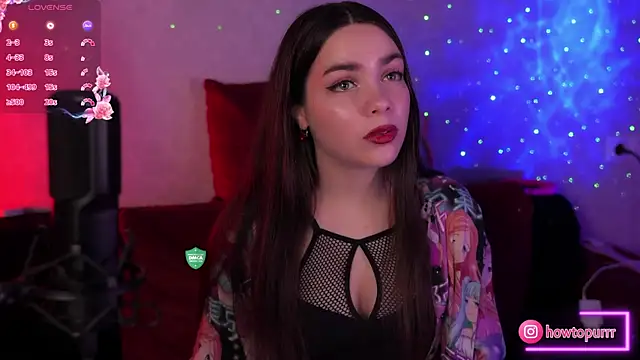 Snapshot of How2Meow chatting on February 2025 05:21:02 PM How2Meow online show from February 2025 05:21:02 PM