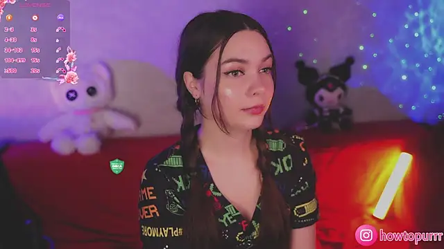 Snapshot of How2Meow chatting on October 2025 04:42:01 PM How2Meow online show from October 2025 04:42:01 PM