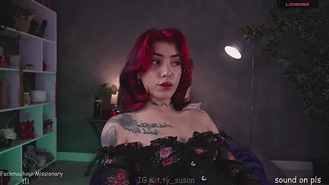 Snapshot of kitty_pruu chatting on June 2026 11:37:01 PM kitty pruu online show from June 2026 11:37:01 PM