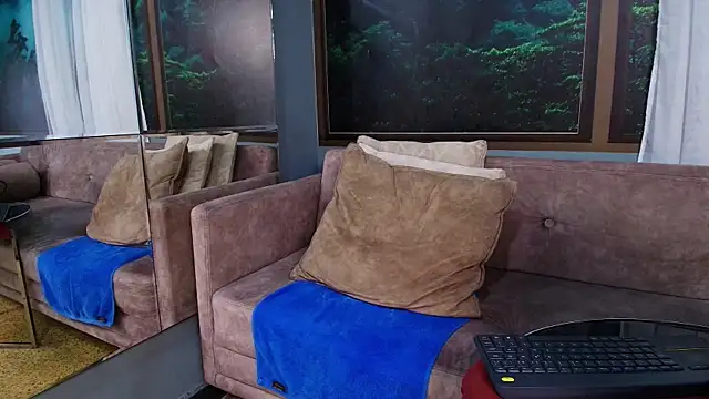 JONAS SMITH  online show from February 2025 05:04:01 PM