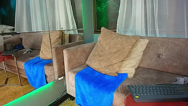 JONAS SMITH  online show from March 2025 06:11:02 PM