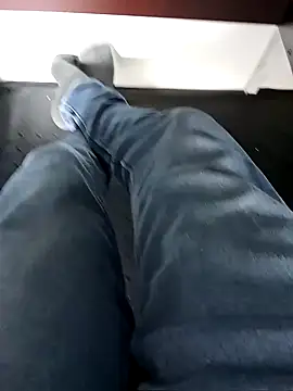 robinsan1010 online show from March 2025 04:23:02 AM