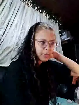 Snapshot of Hathorlove chatting on December 2024 02:45:02 AM Hathorlove online show from December 2024 02:45:02 AM