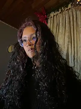 Snapshot of Hathorlove chatting on January 2025 01:35:01 AM Hathorlove online show from January 2025 01:35:01 AM