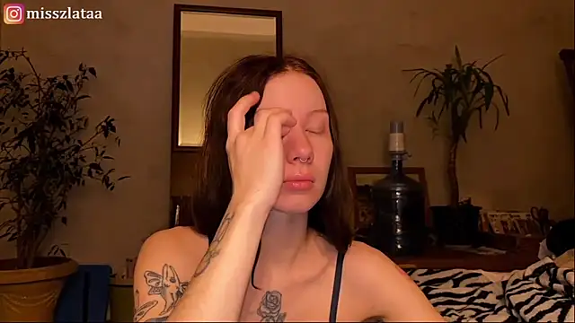 Snapshot of elfess chatting on November 2025 05:35:02 AM elfess online show from November 2025 05:35:02 AM