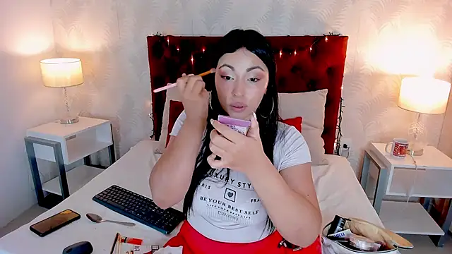 Snapshot of KarlyPrint chatting on January 2025 01:16:02 PM KarlyPrint online show from January 2025 01:16:02 PM