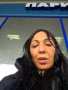 Snapshot of LeticiaWoods chatting on April 2026 01:02:02 PM LeticiaWoods online show from April 2026 01:02:02 PM
