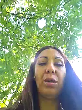 Snapshot of LeticiaWoods chatting on July 2026 10:25:01 AM LeticiaWoods online show from July 2026 10:25:01 AM