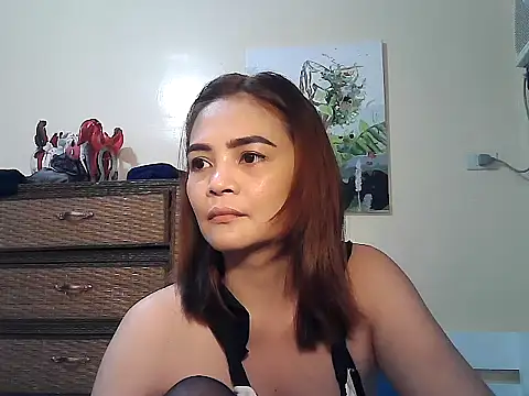 Snapshot of Kisses-13 chatting on September 2025 05:23:01 PM Kisses-13 online show from September 2025 05:23:01 PM