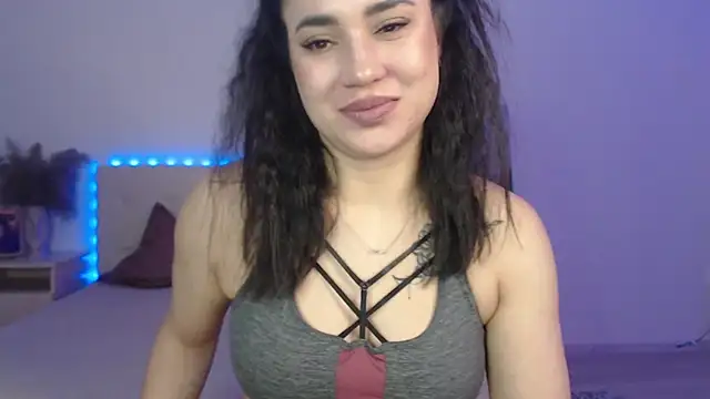 Snapshot of RoxannePure chatting on February 2026 03:47:02 AM RoxannePure online show from February 2026 03:47:02 AM