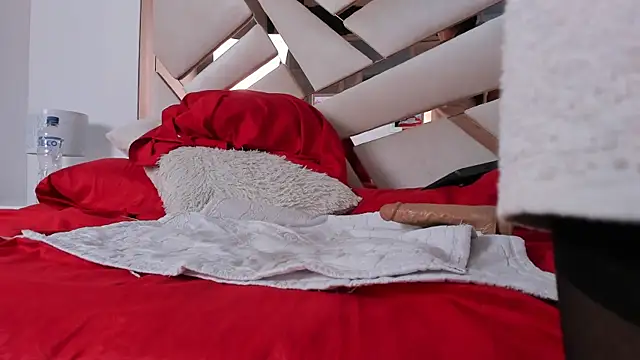 Naughty  Mom online show from February 2025 01:03:02 PM