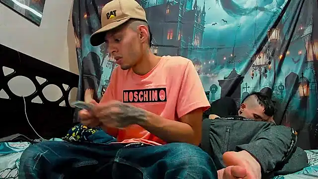 Snapshot of davidlatin66 chatting on November 2025 02:56:02 AM davidlatin66 online show from November 2025 02:56:02 AM