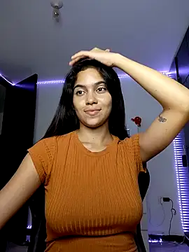 Snapshot of Sallye_ chatting on February 2025 07:58:02 AM Sallye online show from February 2025 07:58:02 AM