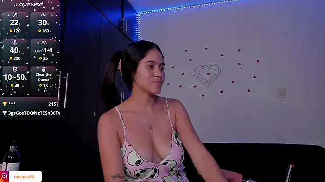 Snapshot of Sallye_ chatting on February 2025 07:01:02 AM Sallye online show from February 2025 07:01:02 AM