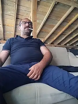 masculine bear daddy online show from May 2026 02:13:02 PM