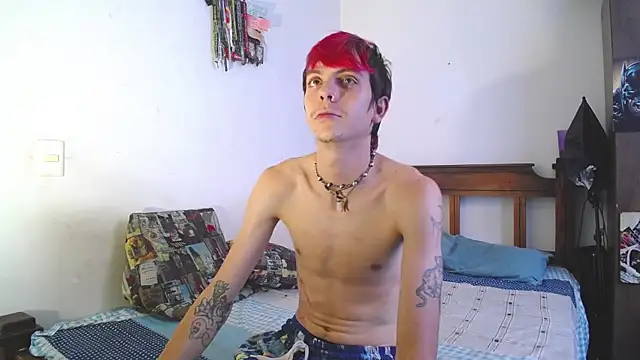 Snapshot of Twink_Temptation chatting on November 2025 07:47:01 PM Twink Temptation online show from November 2025 07:47:01 PM