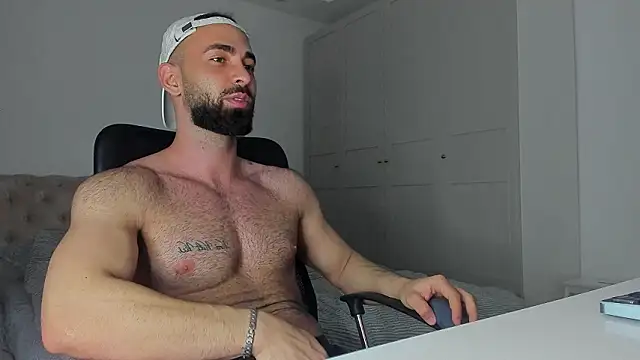 Snapshot of MichaelMasterss chatting on February 2026 08:38:01 PM MichaelMasterss online show from February 2026 08:38:01 PM