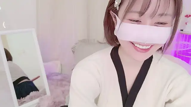 Yuu  k online show from January 2025 02:08:02 PM