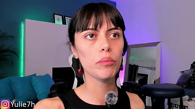  Jessy Moon  online show from September 2025 08:22:01 PM