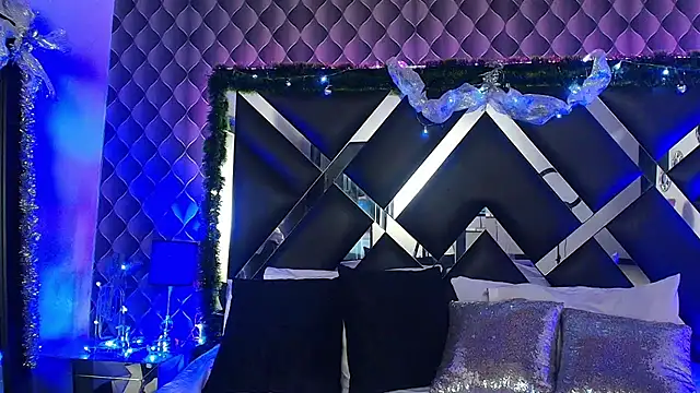 victoriaa lee  online show from December 2025 07:54:02 PM