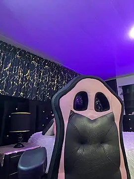 Snapshot of saaalome_1 chatting on January 2026 11:10:01 PM saaalome 1 online show from January 2026 11:10:01 PM