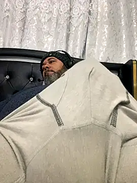 Snapshot of Cristian-Brayan chatting on November 2025 12:30:01 PM Cristian-Brayan online show from November 2025 12:30:01 PM