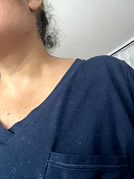 Snapshot of gabiTetas chatting on October 2025 07:31:02 PM gabiTetas online show from October 2025 07:31:02 PM