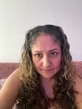 gabiTetas online show from February 2026 08:38:01 PM