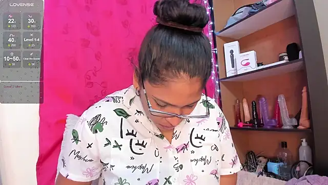 Snapshot of iriss_25 chatting on January 2025 06:28:01 PM iriss 25 online show from January 2025 06:28:01 PM