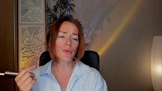 Snapshot of RebeccaMartinez chatting on June 2026 02:54:02 PM RebeccaMartinez online show from June 2026 02:54:02 PM