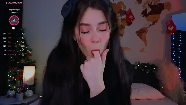 AuroraMari online show from January 2025 12:45:01 AM