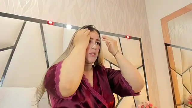 kimberly7  online show from October 2025 11:44:02 AM