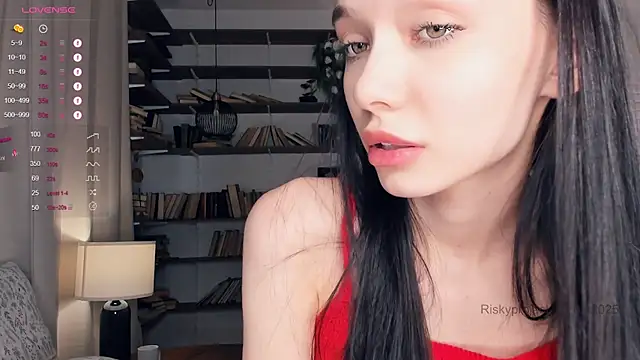 Snapshot of Riskyproject chatting on February 2025 01:14:01 PM Riskyproject online show from February 2025 01:14:01 PM