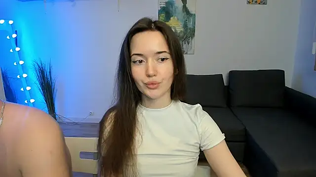 Snapshot of PollyFlame chatting on November 2025 09:37:02 PM PollyFlame online show from November 2025 09:37:02 PM