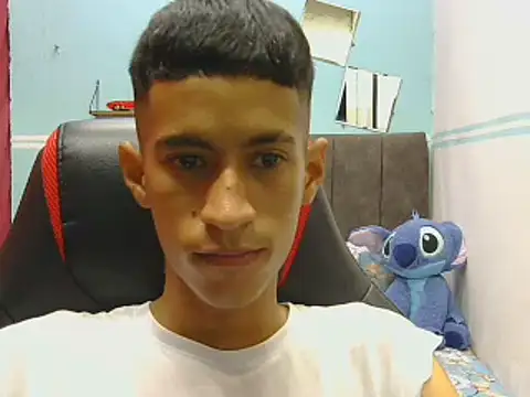 Snapshot of Angelstripboy chatting on June 2026 08:21:01 PM Angelstripboy online show from June 2026 08:21:01 PM