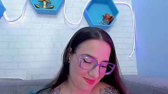 Snapshot of DEVA_BLUE_ chatting on January 2025 04:48:01 AM DEVA BLUE  online show from January 2025 04:48:01 AM