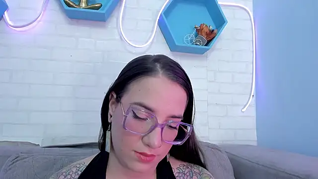 Snapshot of DEVA_BLUE_ chatting on January 2025 06:24:02 AM DEVA BLUE  online show from January 2025 06:24:02 AM