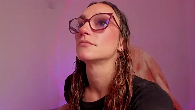 Snapshot of _lh_ chatting on September 2025 01:35:01 PM lh online show from September 2025 01:35:01 PM