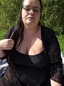 XxGipsyxX online show from April 2026 02:07:02 PM