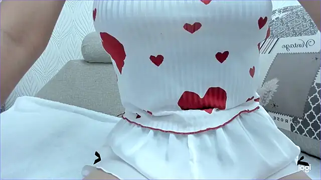 Snapshot of Hanah_cho_cho chatting on November 2025 06:01:01 AM Hanah cho cho online show from November 2025 06:01:01 AM