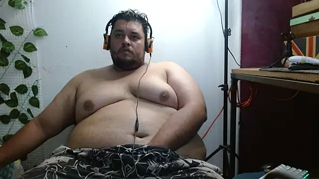 Snapshot of altairstudiosvip_ chatting on February 2025 01:09:02 PM altairstudiosvip  online show from February 2025 01:09:02 PM