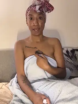 Iceblanca online show from October 2025 11:25:01 AM