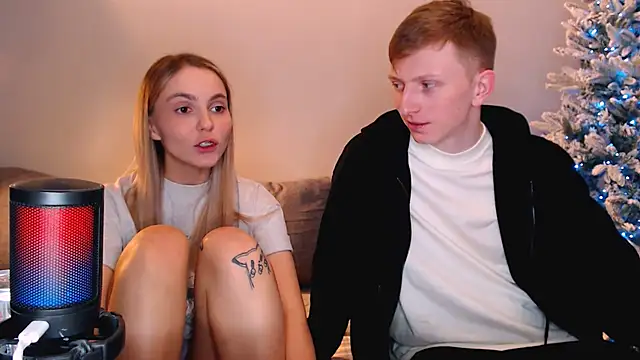 Snapshot of juliaanddima chatting on January 2026 09:20:02 PM juliaanddima online show from January 2026 09:20:02 PM