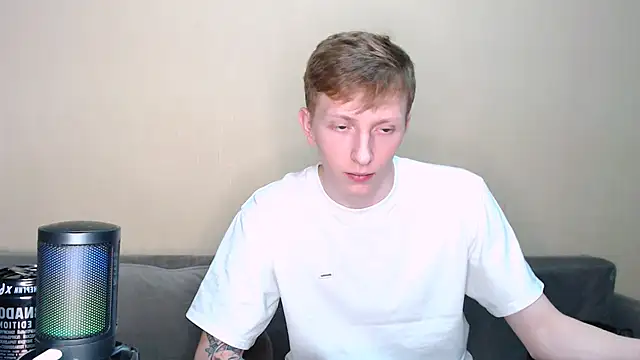 Snapshot of juliaanddima chatting on February 2026 11:09:01 PM juliaanddima online show from February 2026 11:09:01 PM