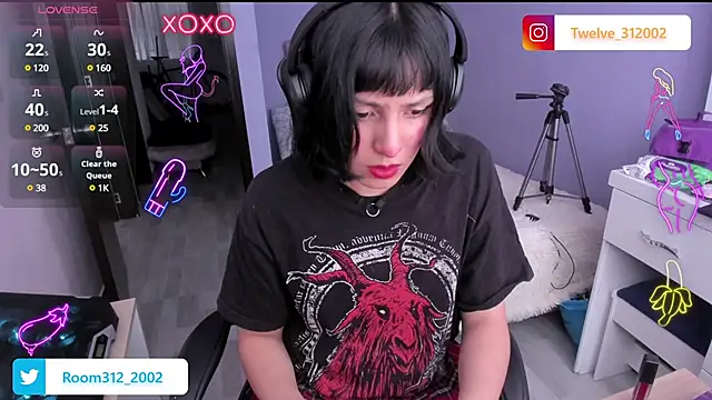 Room312  online show from January 2025 06:24:02 PM