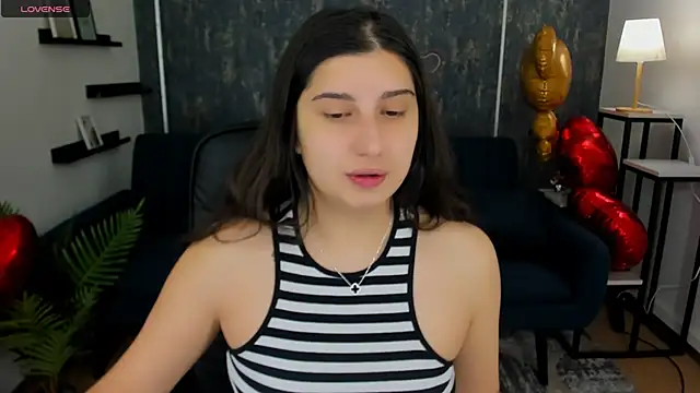 Linda EX online show from February 2025 08:00:02 AM