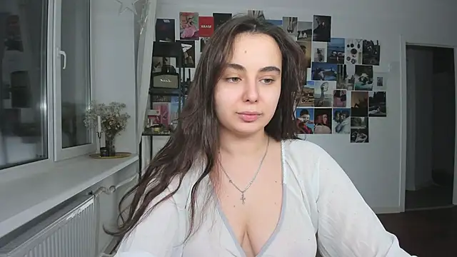 Snapshot of Tenderalise chatting on December 2024 06:46:02 PM Tenderalise online show from December 2024 06:46:02 PM